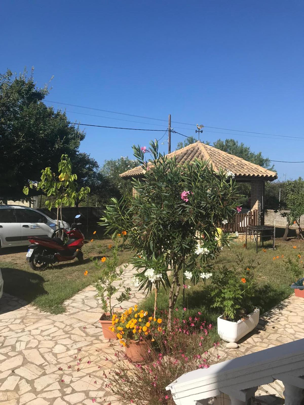Aristidis Apartments آغيوس غيوريوس المظهر الخارجي الصورة